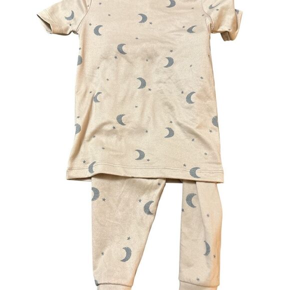 NWOT 18m unisex Cloud Island Cream and Gray Pajama Set with Moon and Stars soft! - Picture 1 of 1